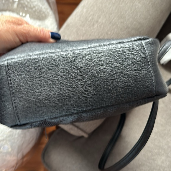 Nautica Bag Excellent condition - Picture 7 of 7